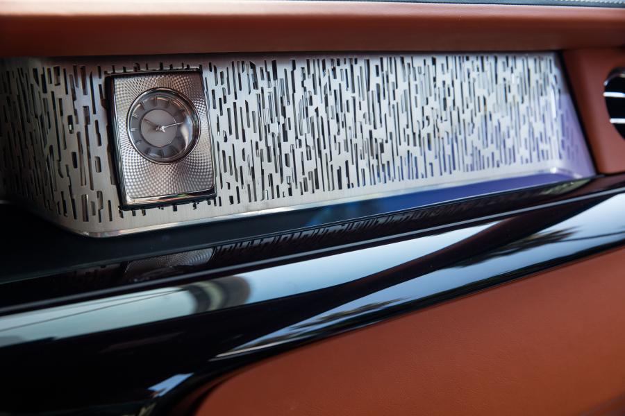 Детали интерьера Rolls-Royce Phantom 2017 года  (WW) (фото 53 из 75)